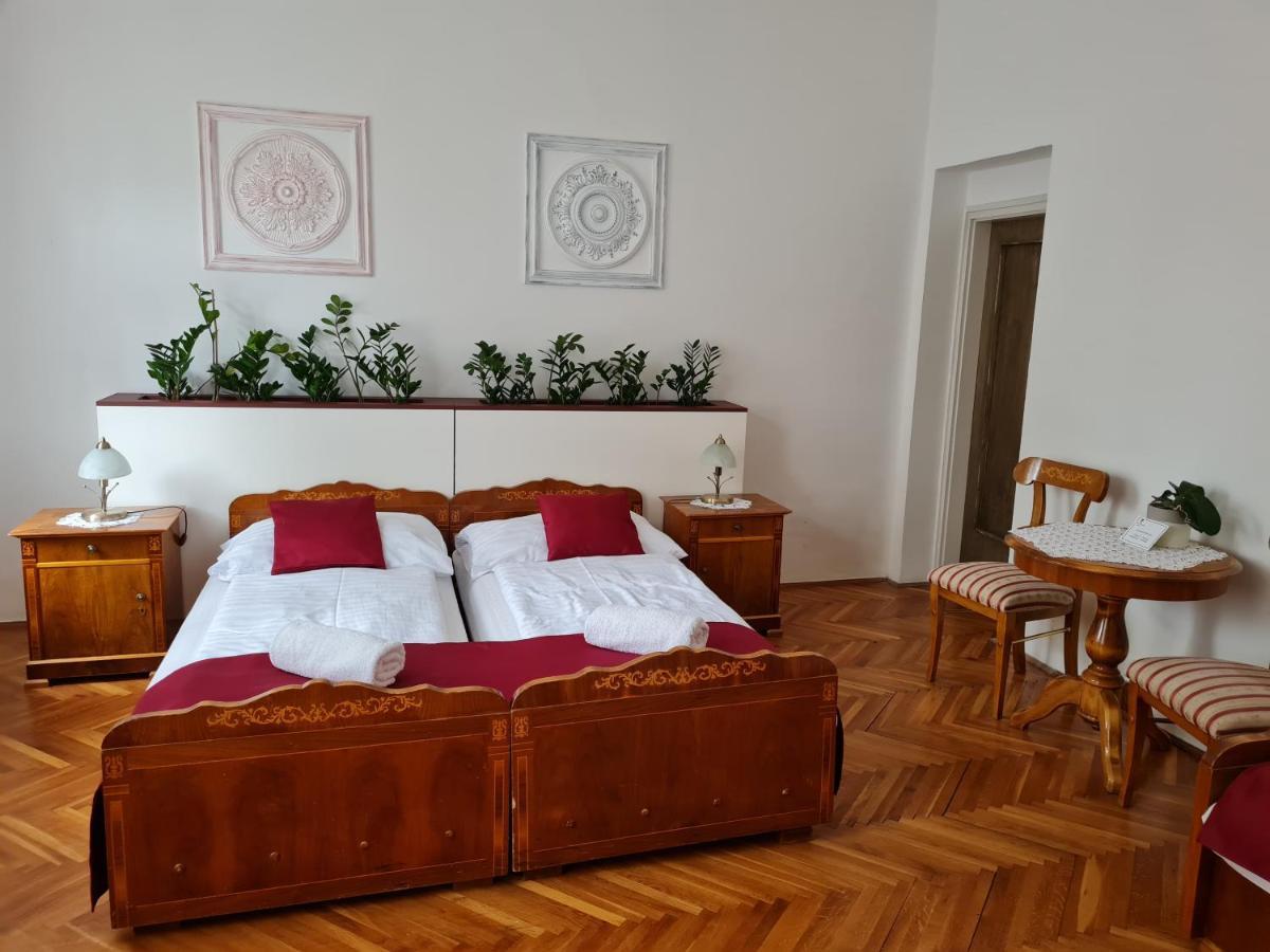 Tulipanvendeghaz Hotel Keszthely Luaran gambar