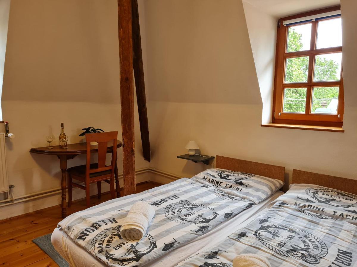 Tulipanvendeghaz Hotel Keszthely Luaran gambar