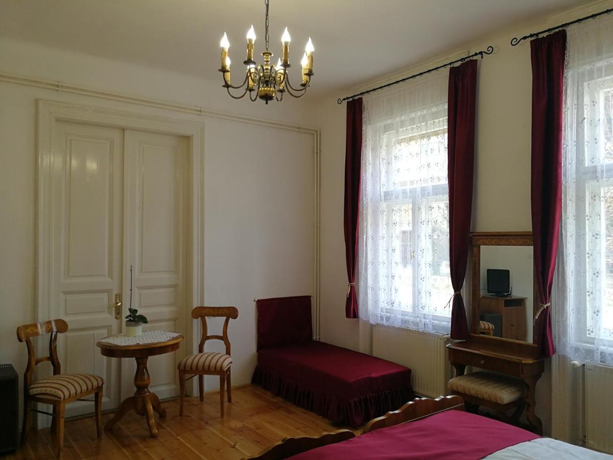 Tulipanvendeghaz Hotel Keszthely Luaran gambar